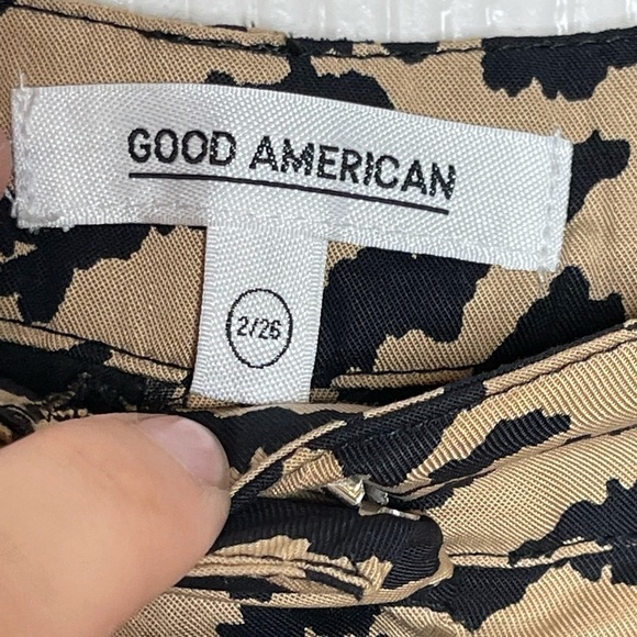 NWT GOOD AMERICAN Leopard Boss Short, Size 2/26 - Picture 9 of 10